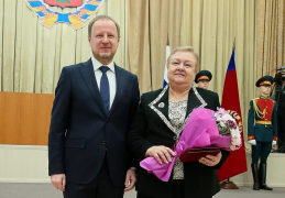 Поздравляем Быкову Наталью Алексеевну с присвоением звания "Заслуженный работник здравоохранения Алтайского края"